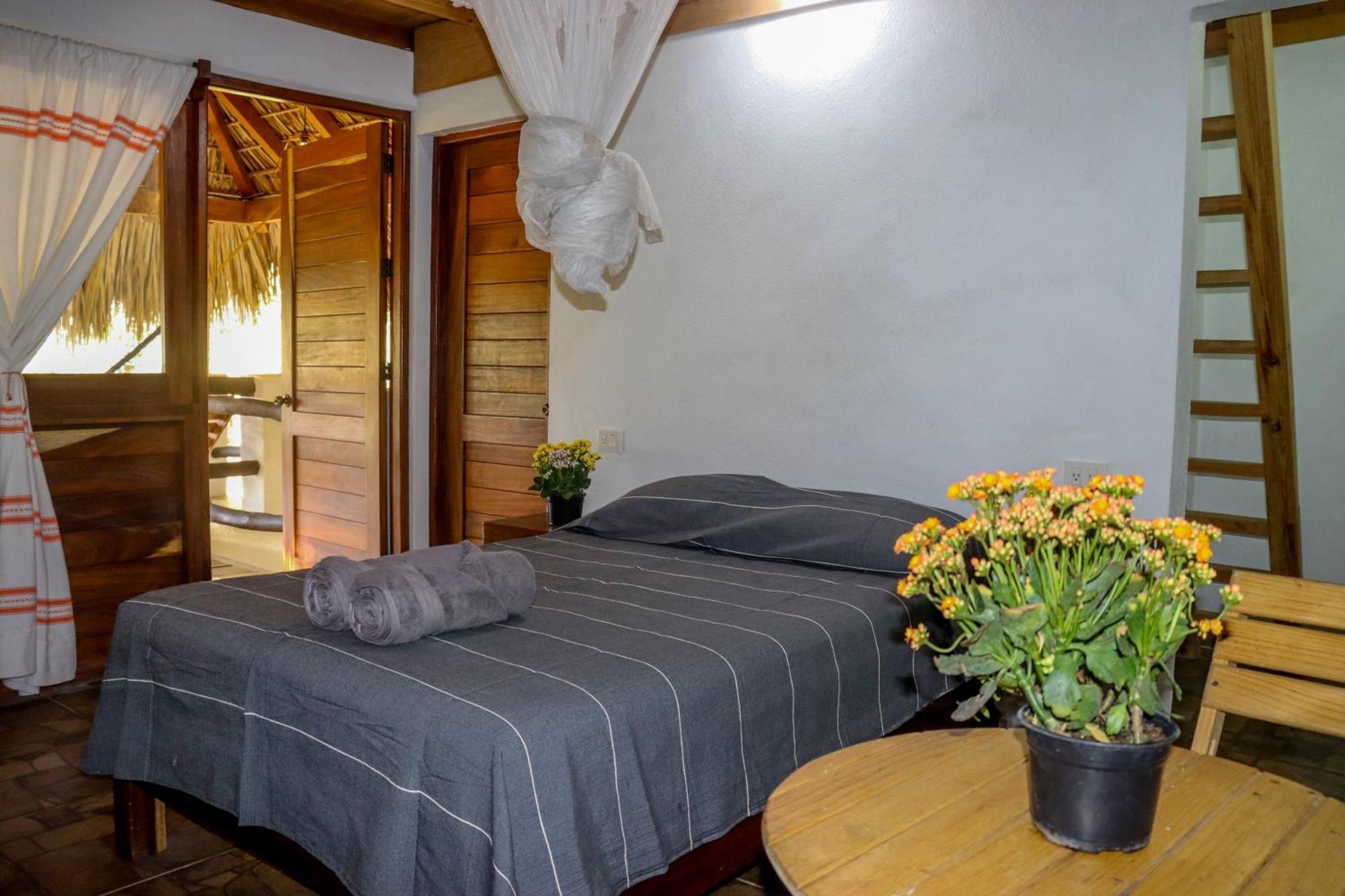 La Aldea Zipolite Hotel Exterior photo