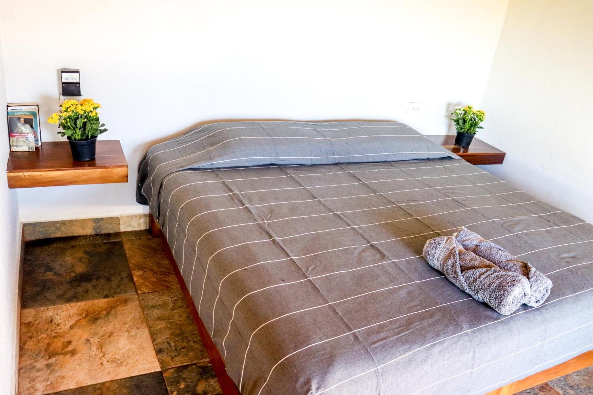 La Aldea Zipolite Hotel Exterior photo